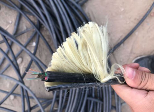 ADSS���|��·ʩ���F(xi��n)����چ��},�ǽ�����ȼ���|���;����|��24о�ܿչ��|