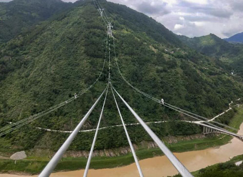 �L(zh��ng)�w��˾OPGW�ȹ��|�״��ڇ�(gu��)��늾W(w��ng)�(xi��ng)Ŀ�И�(bi��o),�ǽ�����ȼ���|���;����|��24о�ܿչ��|